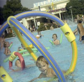 Comfy Fun Noodle Swimming Pool Exercise Fun
