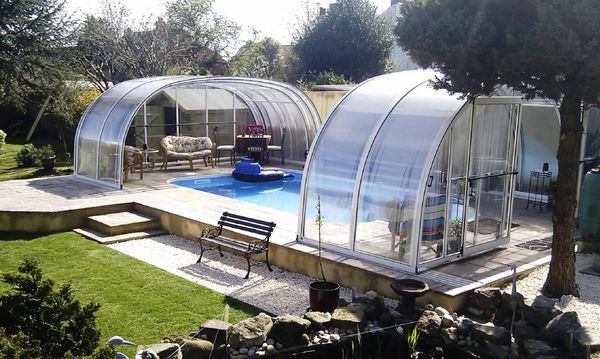 Enclosure and Kafko pool in beautiful landscaped garden