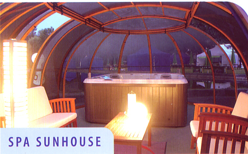 Spa sunhouse at night