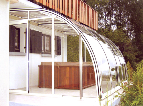 Veranda spa enclosure