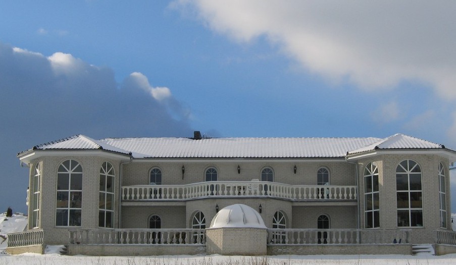 Orient with snow on roof