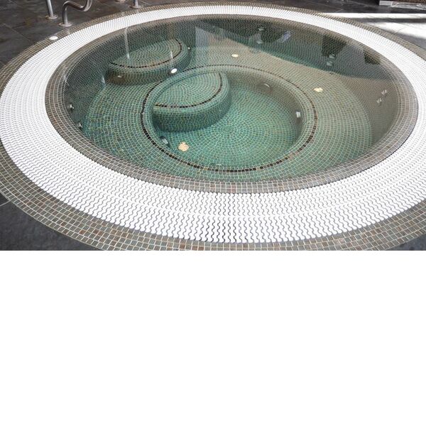 Round Tiled Deck level Spa