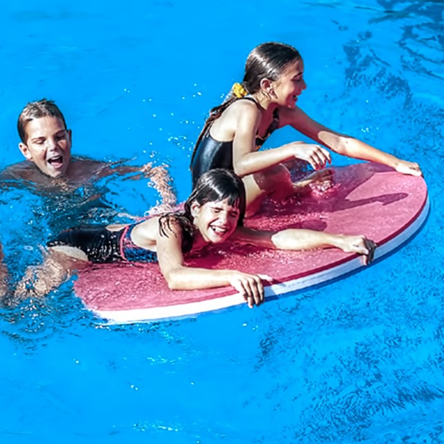 OVAL PLAY RAFT